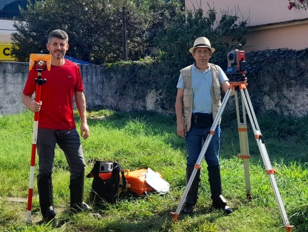 Levantamento Topográfico